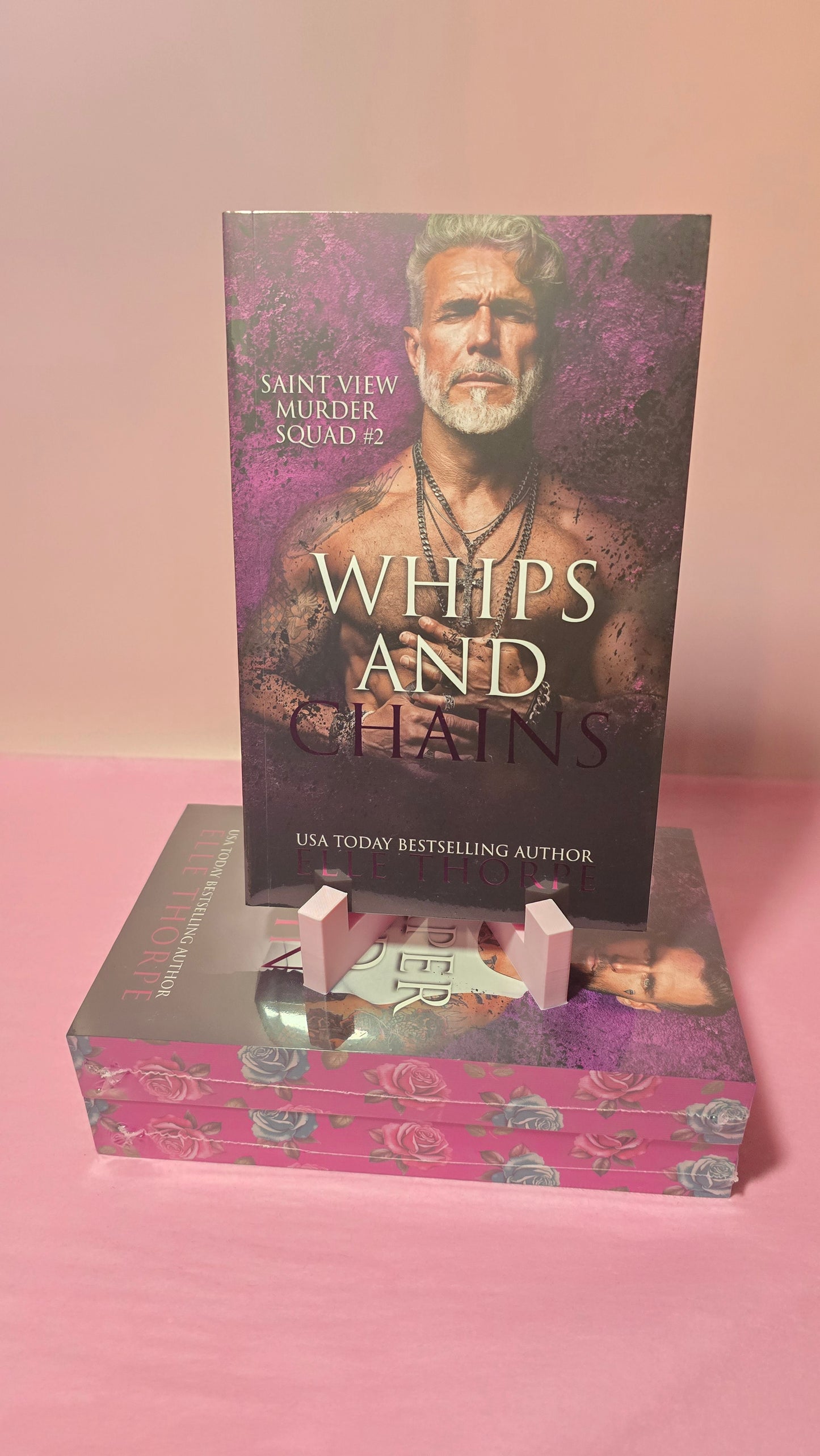 Whips and Chains (Saint View Murder Squad book 2) by Elle Thorpe